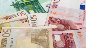 قمة 5 سنوات.. اليورو يواصل صعوده التاريخي مقابل الدولار وسط توترات جيوسياسية متصاعدة